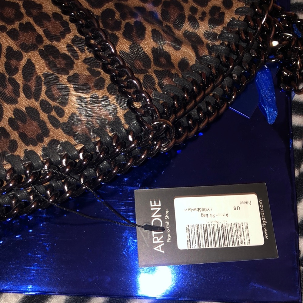 Handbag - Picture 6 of 8